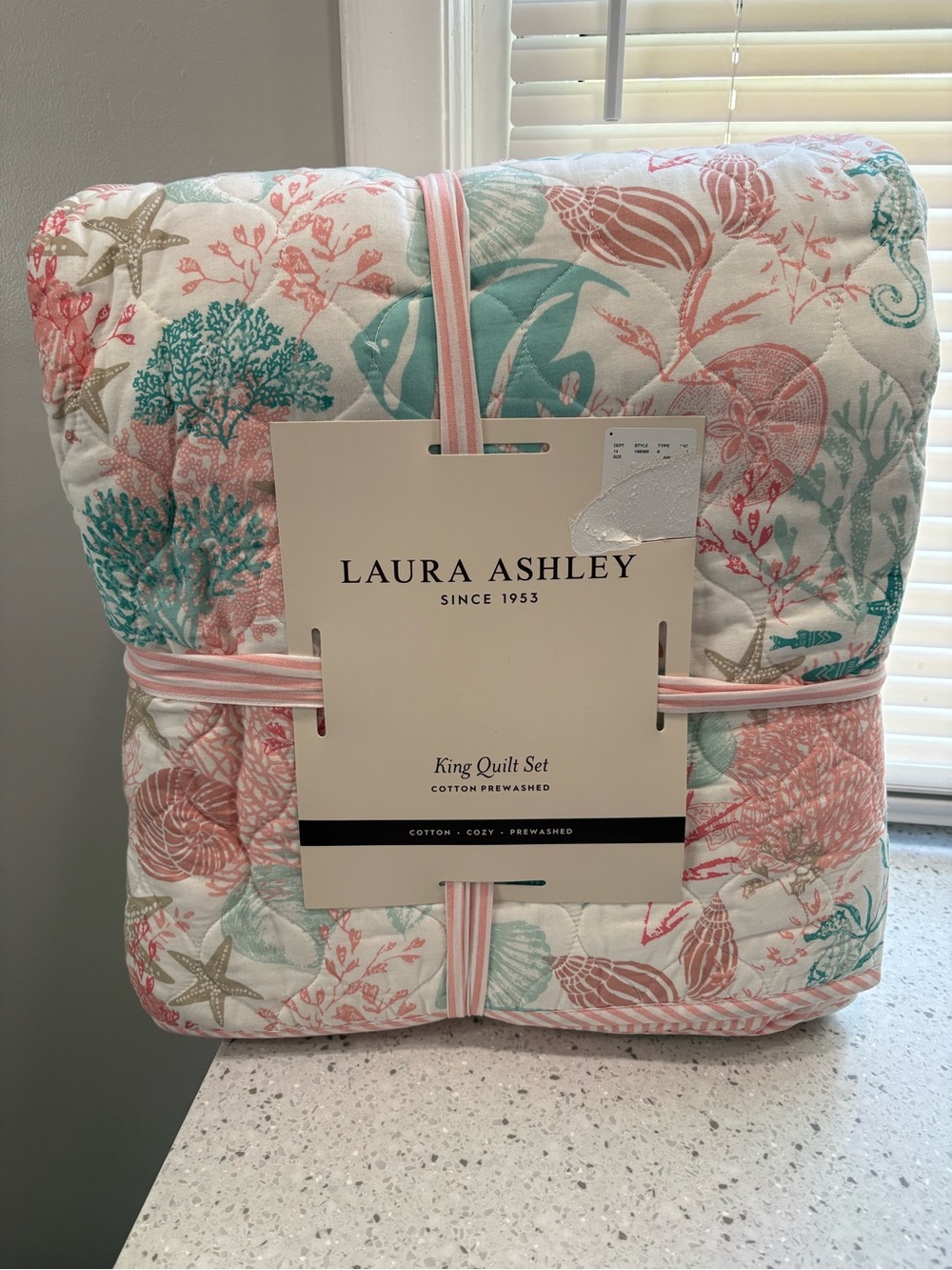 New in Package Laura Ashley Coral and Aqua Coastal Quilt - King